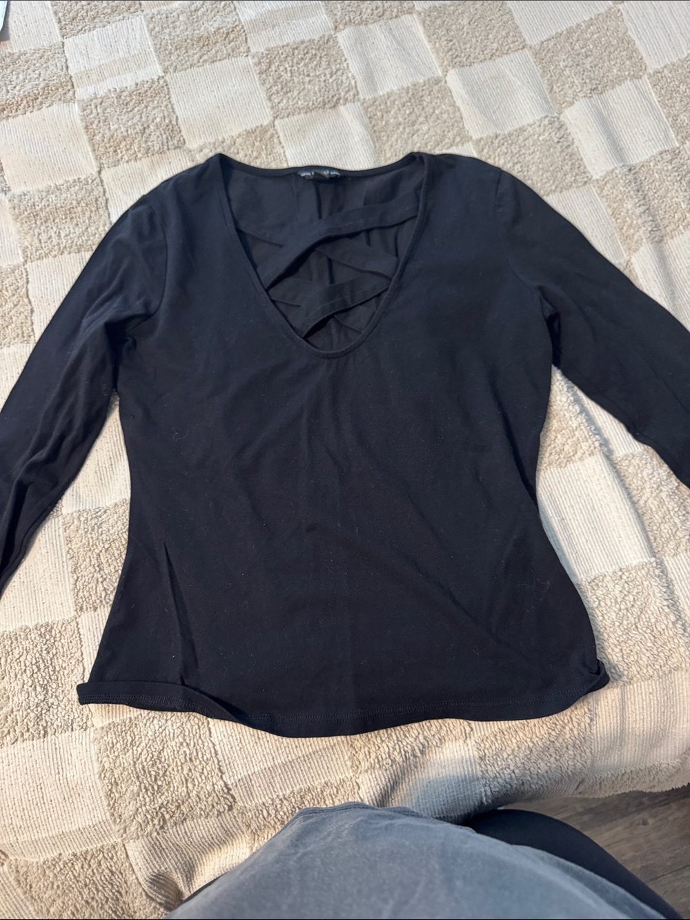 Guess Black Long Sleeve Crisscross V-Neck Top